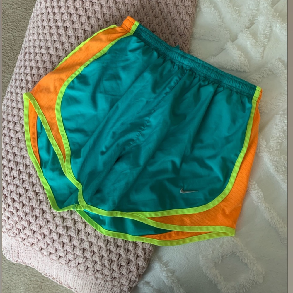 Nike dri-fit shorts - size small